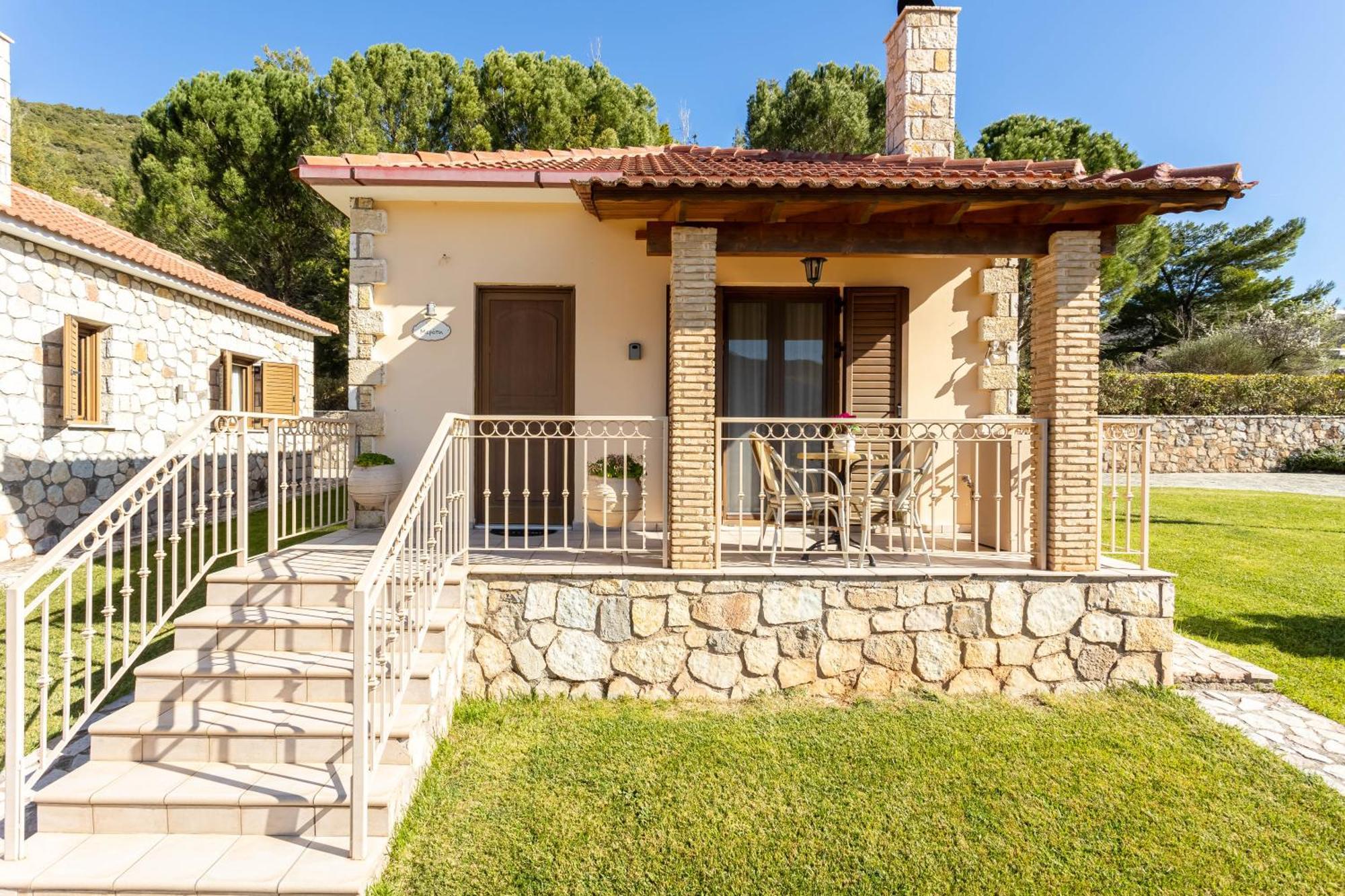 Pleiades Studios All Season Gems - Korinthos Stone Retreats Kalianoi Exteriör bild